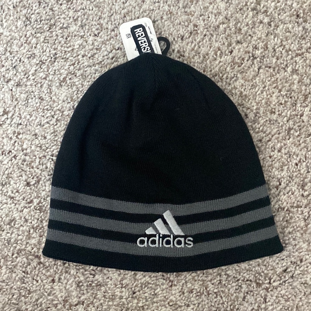 Adidas beanie NWT